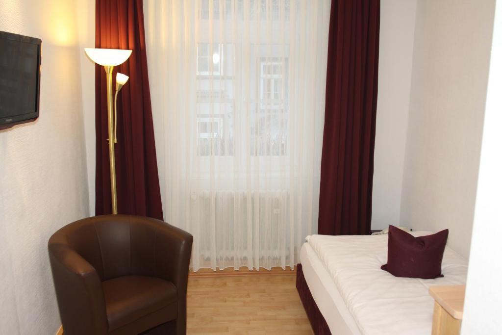 Hotel Die Tanne Goslar Room photo